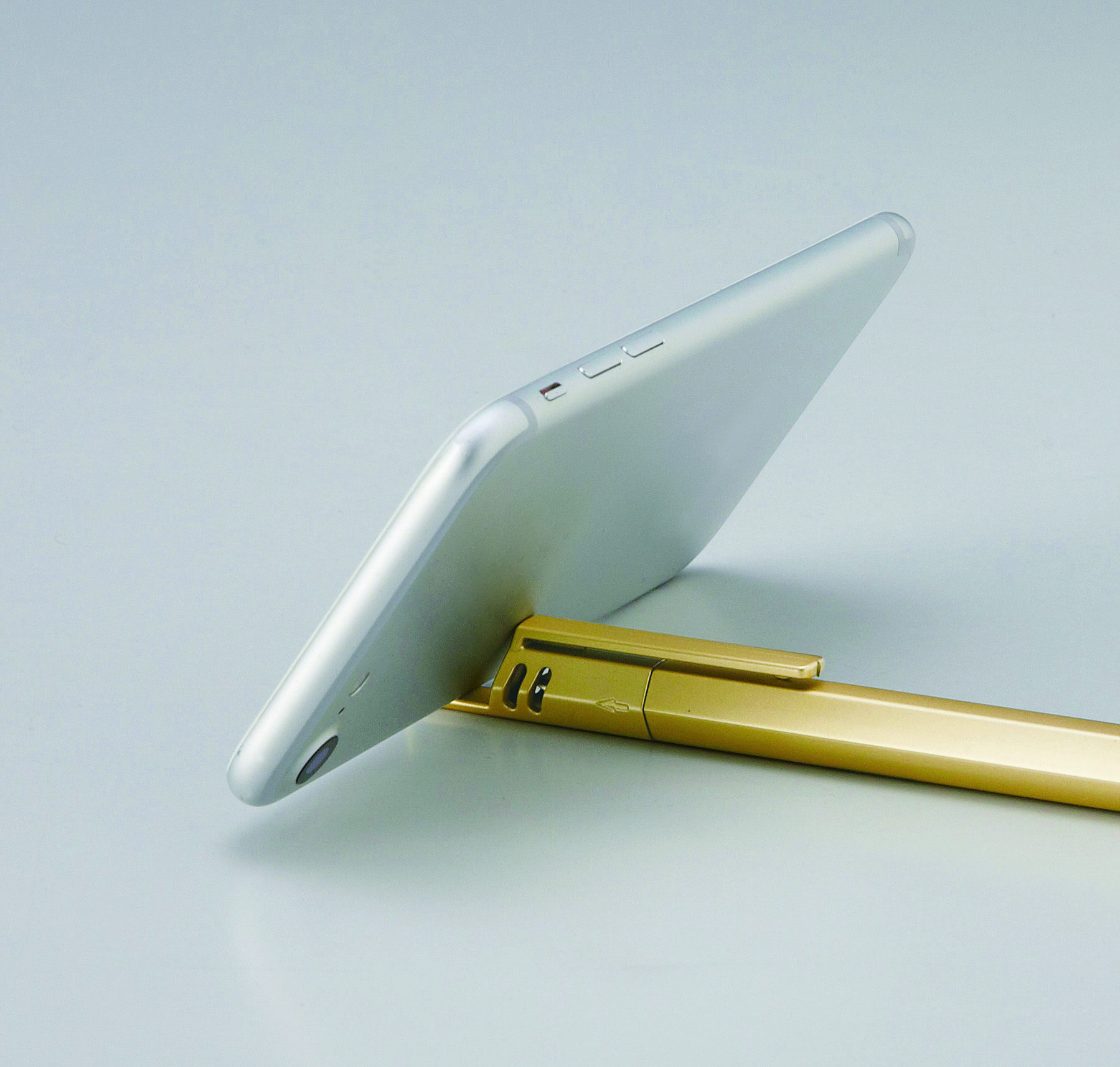 メタリック・7WAYボールペン