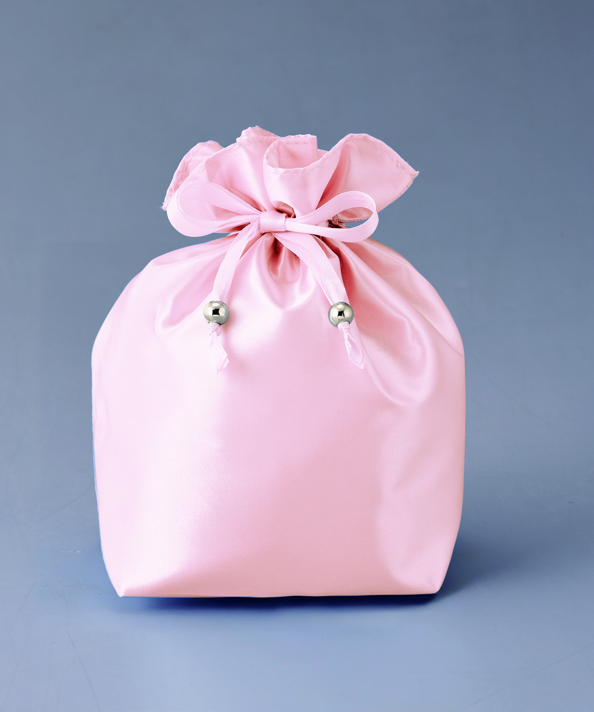 サテンキューブ巾着